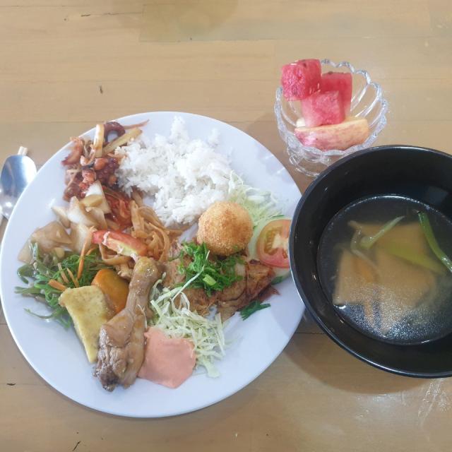 昼食